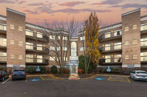 140 Manchester Unit 408, Buffalo Grove, IL 60089