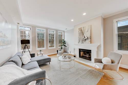 827 W Bradley Unit 3E, Chicago, IL 60613