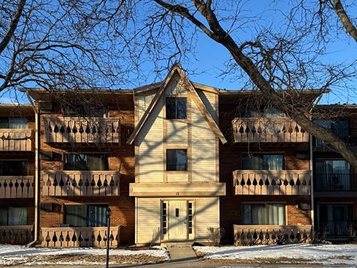 13 Parkside Unit 15, Vernon Hills, IL 60061
