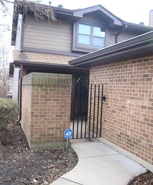 15 Indian Trail Unit 15, Westmont, IL 60559