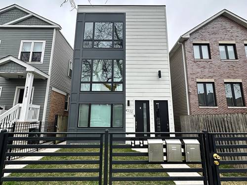 4222 N Bernard Unit 2, Chicago, IL 60618