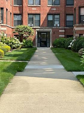 6851 S Crandon Unit 3, Chicago, IL 60649