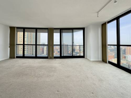 10 E Ontario Unit 4206, Chicago, IL 60611