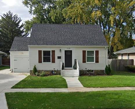 1025 Queen Anne, Woodstock, IL 60098
