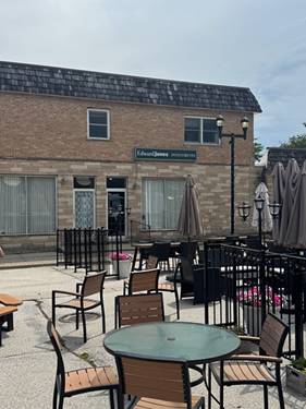 17 E Park Unit 1, Mundelein, IL 60060