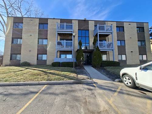 664 Pinecrest Unit 302, Prospect Heights, IL 60070