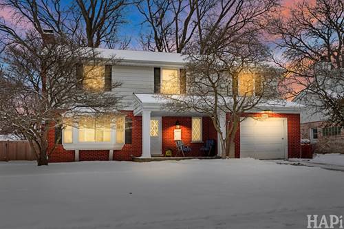 2335 Maple, Northbrook, IL 60062