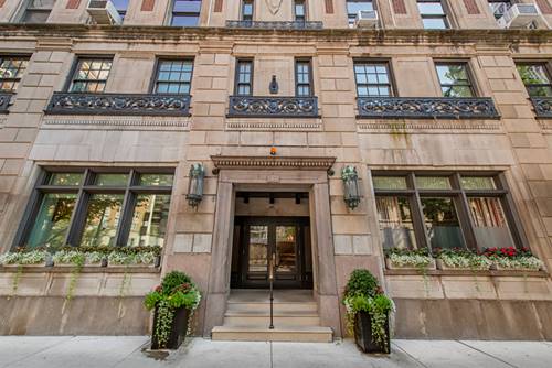 1255 N State Unit 5D, Chicago, IL 60610