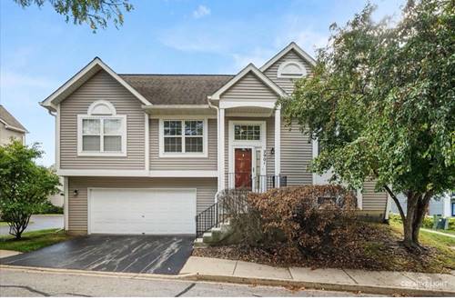 2901 Shelly, Aurora, IL 60504