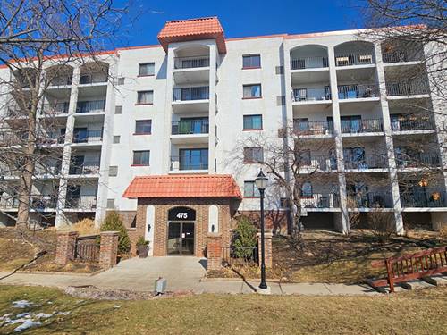 475 Plum Creek Unit 505, Wheeling, IL 60090