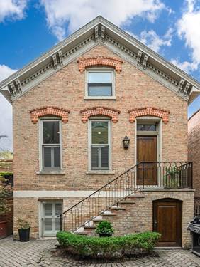 2216-CH N Magnolia, Chicago, IL 60614