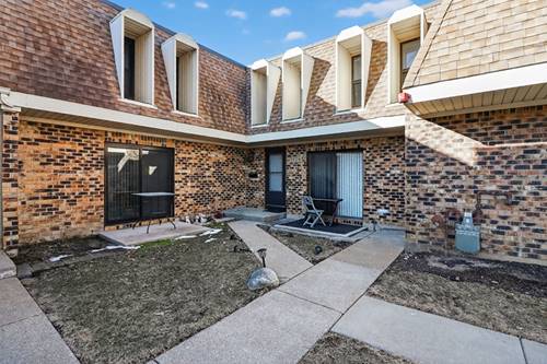 7724 Woodward, Woodridge, IL 60517