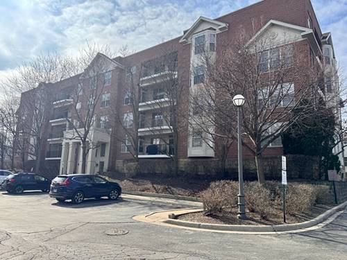3135 Town Square Unit 104, Rolling Meadows, IL 60008