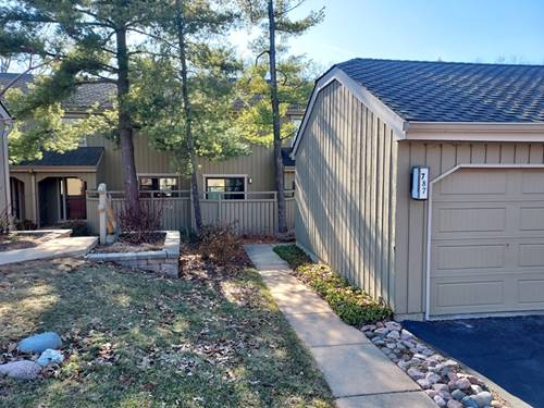 787 Oak Hill Unit 467, Lake Barrington, IL 60010