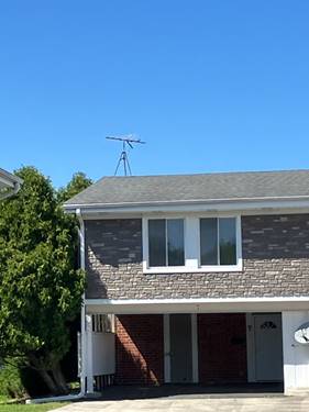 7 Cour Deauville, Palos Hills, IL 60465