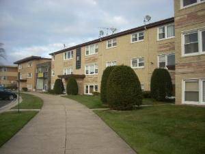 51 W Conti Unit 2B, Elmwood Park, IL 60707