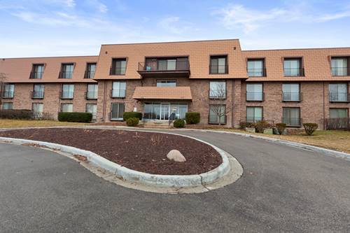 4050 Dundee Unit 105, Northbrook, IL 60062