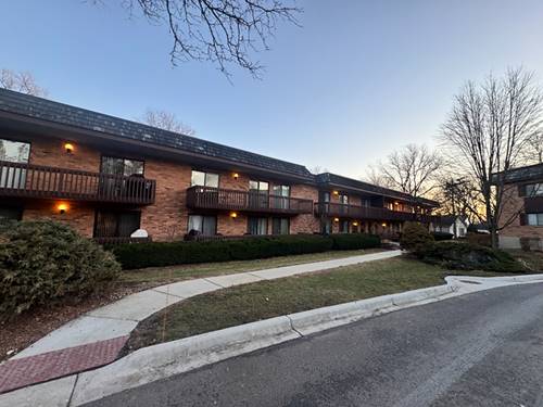 8200 Woodglen Unit 107, Downers Grove, IL 60516