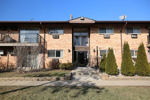 832 E Old Willow Unit 105, Prospect Heights, IL 60070