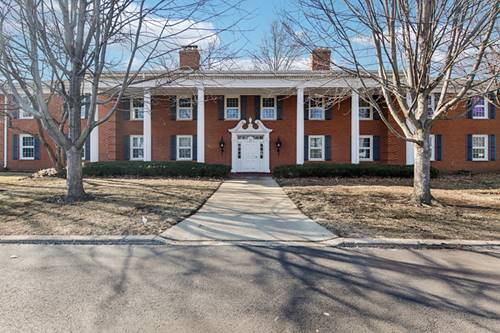 530 Devonshire Unit 13, Crystal Lake, IL 60014