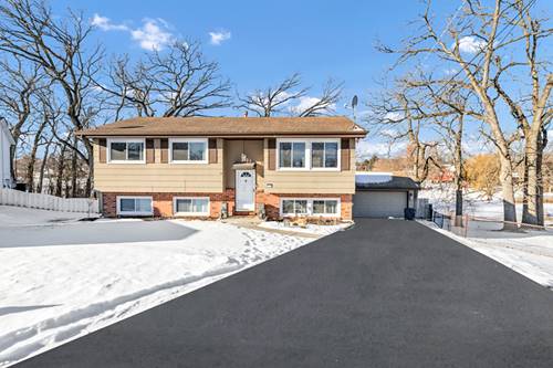 1809 Maplewood, Lindenhurst, IL 60046