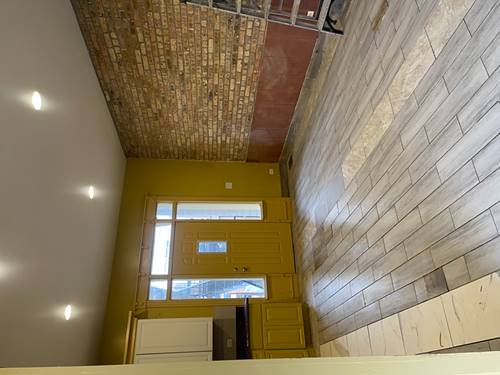 3341 W Walnut Unit 1, Chicago, IL 60624