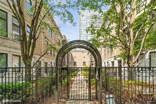 1816 S Indiana Unit D, Chicago, IL 60616