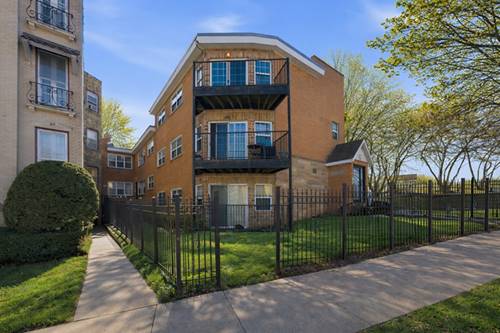 1937 W Pratt Unit 2N, Chicago, IL 60626