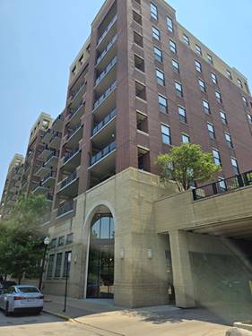 811 W 15th Unit 703, Chicago, IL 60608