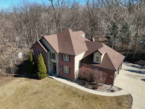 97 Crooked Creek, Yorkville, IL 60560