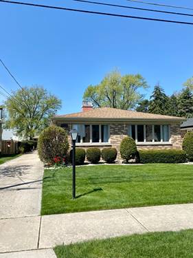 2242 Eastview, Des Plaines, IL 60018