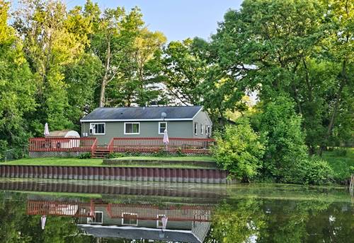 170 Hilldale, Port Barrington, IL 60010