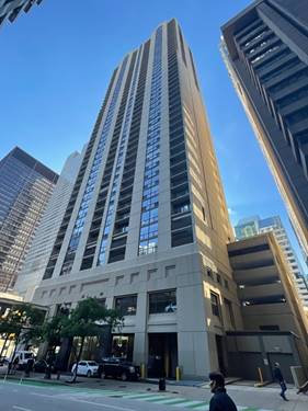 200 N Dearborn Unit 1006, Chicago, IL 60601