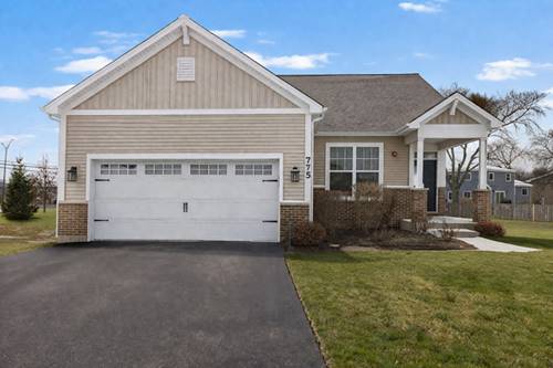 775 W Fairway, Addison, IL 60101
