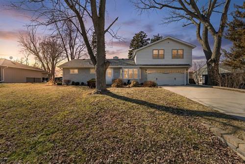 5524 S Bruner, Hinsdale, IL 60521