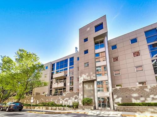 939 W Huron Unit 401, Chicago, IL 60642