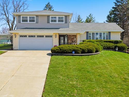 715 Pinecroft, Roselle, IL 60172