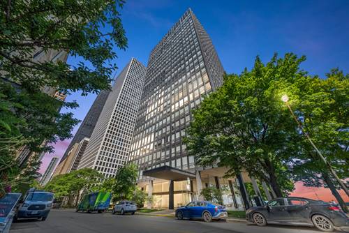 860 N Lake Shore Unit 8L, Chicago, IL 60611