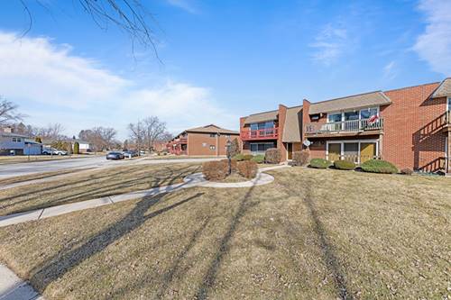 539 N Pleasant Unit 2D, Glenwood, IL 60425