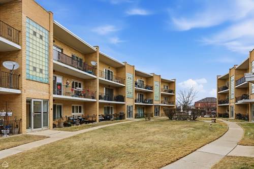 10300 S Pulaski Unit 110A, Oak Lawn, IL 60453