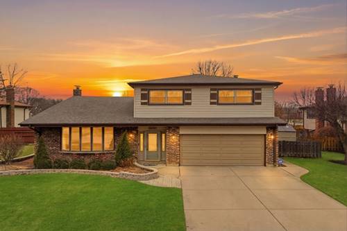 2126 E Waverly, Arlington Heights, IL 60004