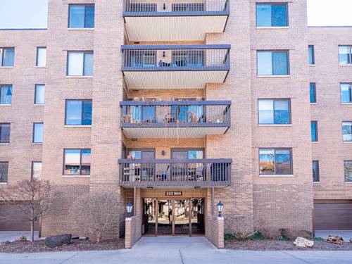 222 Main Unit 504, Evanston, IL 60202