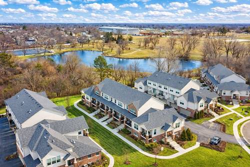 40 Woodmoor, Lombard, IL 60148