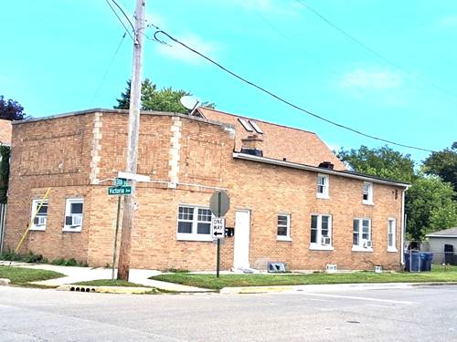 1247 Victoria, North Chicago, IL 60064
