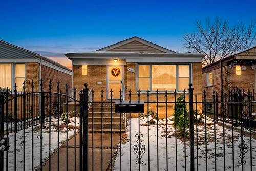 4512 S Laporte, Chicago, IL 60638