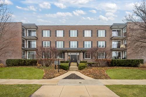 1350 N Western Unit 310, Lake Forest, IL 60045