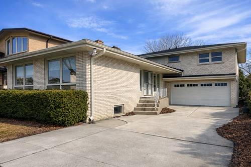 6923 N Avers, Lincolnwood, IL 60712