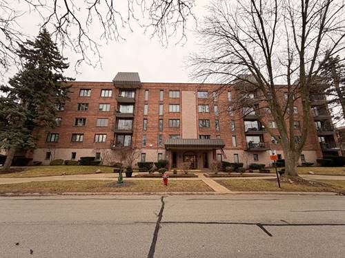 1551 Ashland Unit 205, Des Plaines, IL 60016