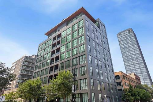 900 W Washington Unit 802, Chicago, IL 60607