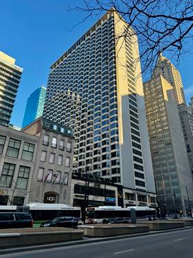 535 N Michigan Unit 2511, Chicago, IL 60611